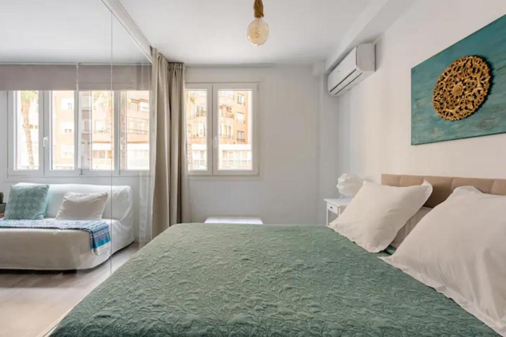 Nuevo Apartamento Lujo Playa Malagueta-Centro Málaga Esterno foto